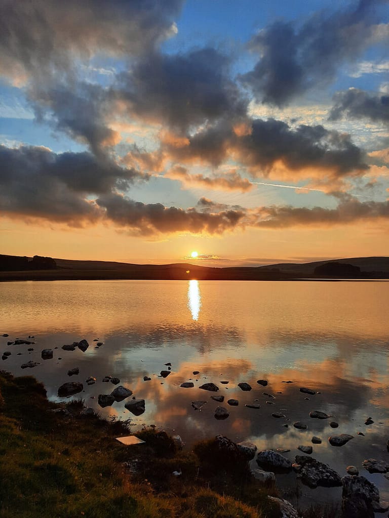 MALHAM-TARN-LP00119